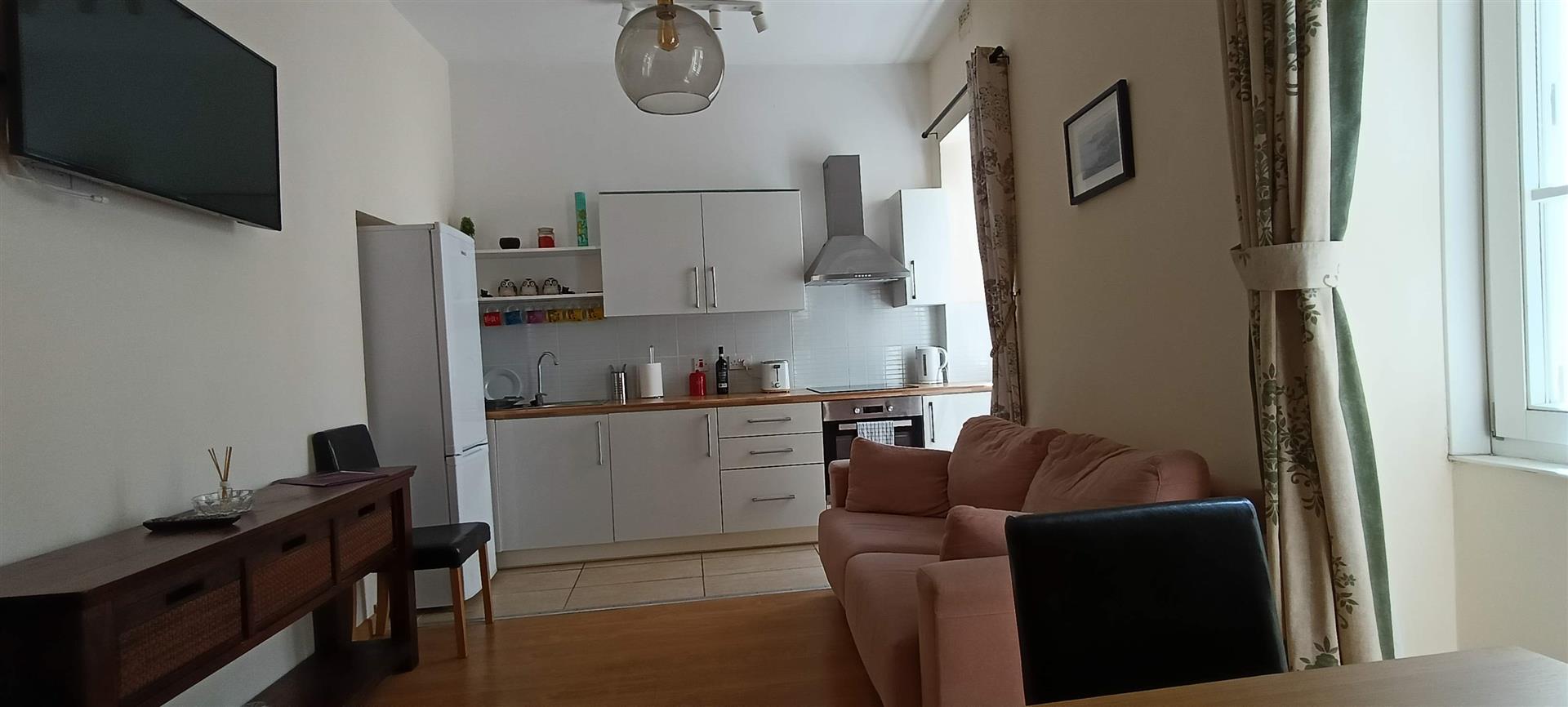 Image of Apartment - 2 Bedrooms - 2 Bathrooms for Sale in Upper Town-Gibraltar, Image 14